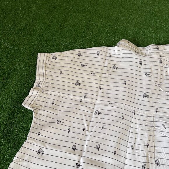 Jane + Delancey Button Up Bird on a Wire Pattern Lightweight White Blouse Size M - Picture 12 of 13